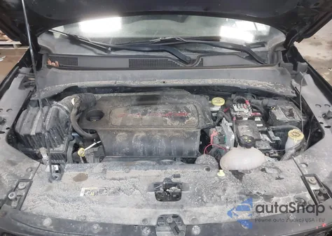 2019 Jeep Compass Altitude 4X4 z USA, uszkodzony, nr VIN 3C4NJDBB4KT723901